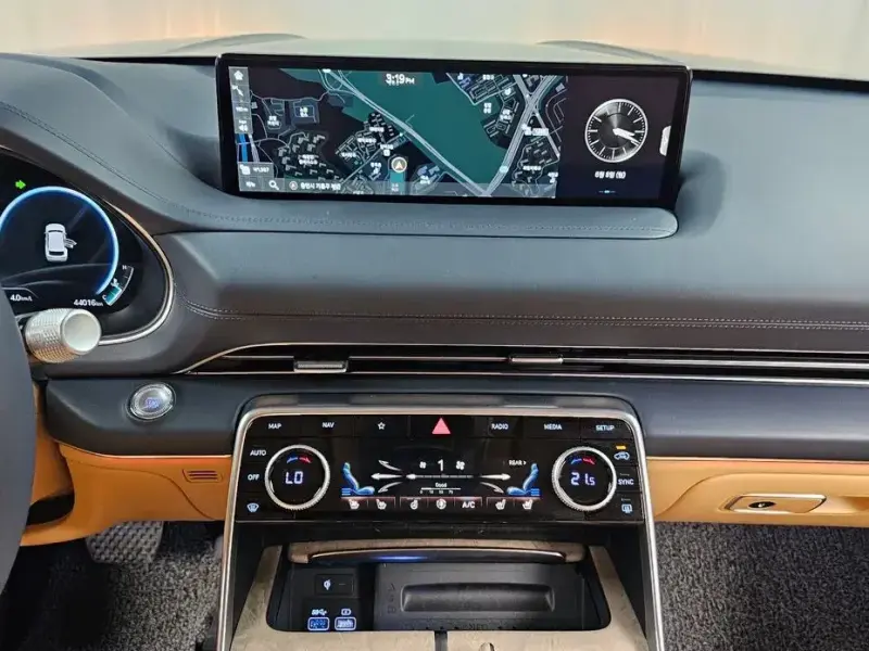 2023 Genesis GV80 с пробегом 44 016 км