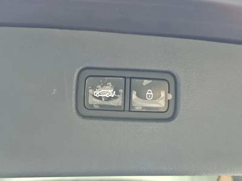 2023 Genesis GV80 с пробегом 44 016 км