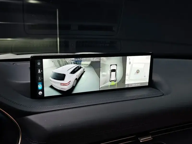 2023 Genesis GV80 с пробегом 16 814 км
