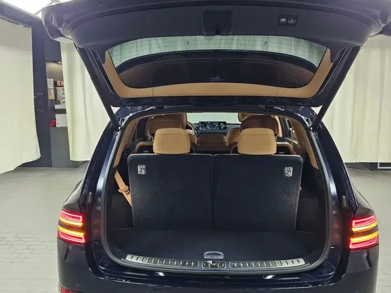 2023 Genesis GV80 с пробегом 44 016 км