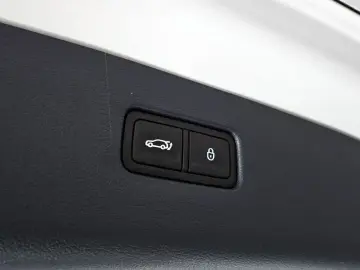 2023 Genesis GV80 с пробегом 16 814 км