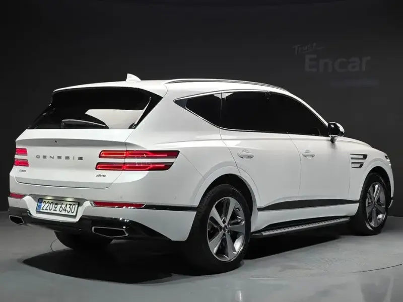 2023 Genesis GV80 с пробегом 86 626 км