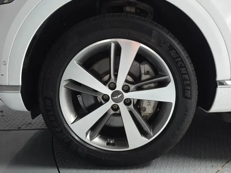 2023 Genesis GV80 с пробегом 86 626 км