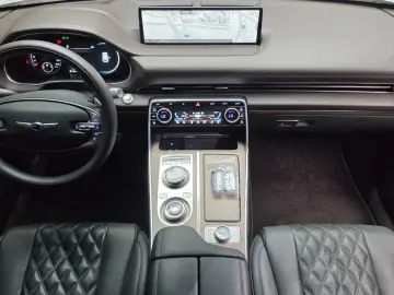 2023 Genesis GV80 с пробегом 86 626 км