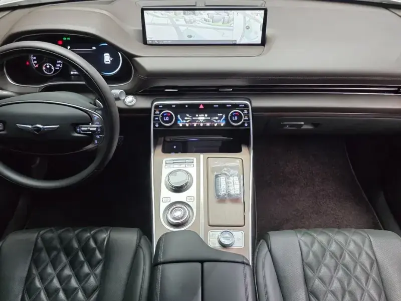 2023 Genesis GV80 с пробегом 86 626 км