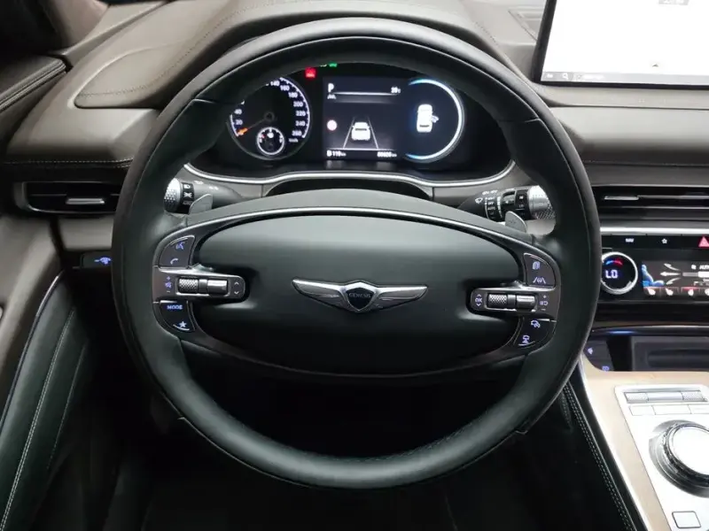 2023 Genesis GV80 с пробегом 86 626 км