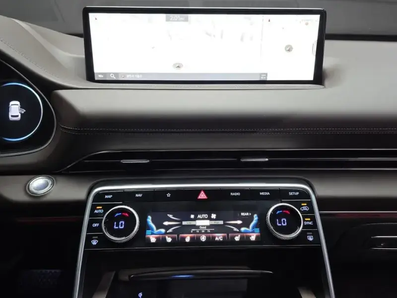 2023 Genesis GV80 с пробегом 86 626 км