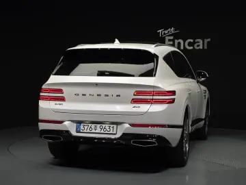 2023 Genesis GV80 с пробегом 32 186 км