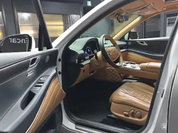2023 Genesis GV80 с пробегом 32 186 км