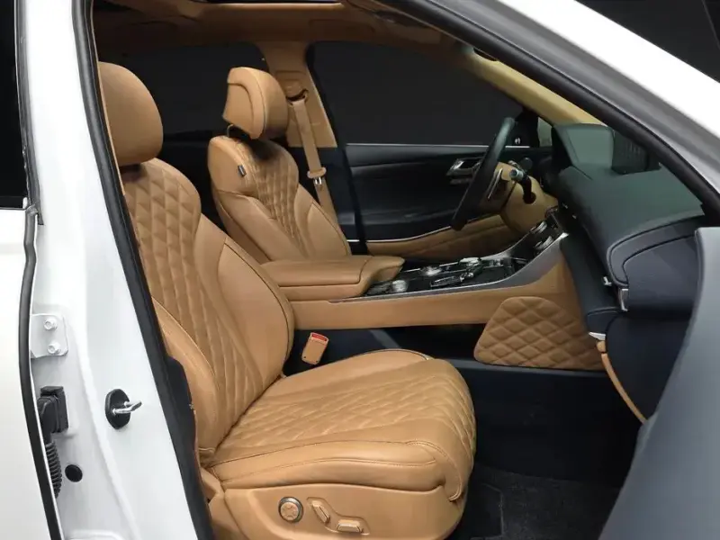 2023 Genesis GV80 с пробегом 32 186 км