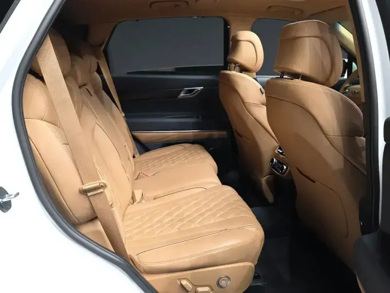 2023 Genesis GV80 с пробегом 32 186 км