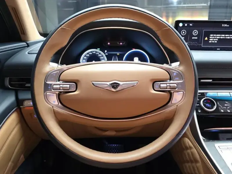 2023 Genesis GV80 с пробегом 32 186 км