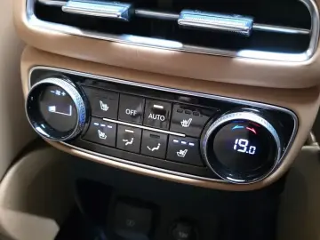 2023 Genesis GV80 с пробегом 32 186 км