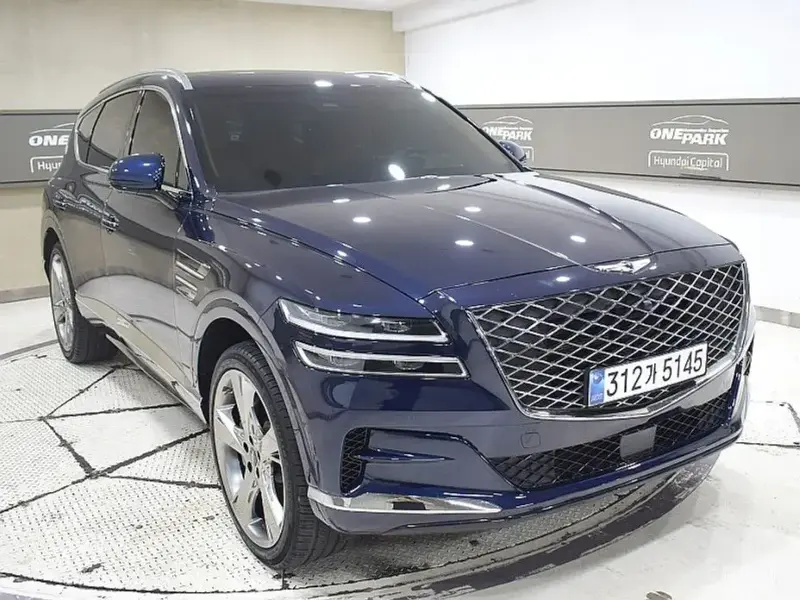 2023 Genesis GV80 с пробегом 67 622 км