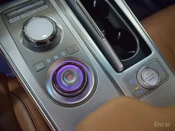 2023 Genesis GV80 с пробегом 67 622 км