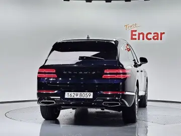 2023 Genesis GV80 с пробегом 40 084 км
