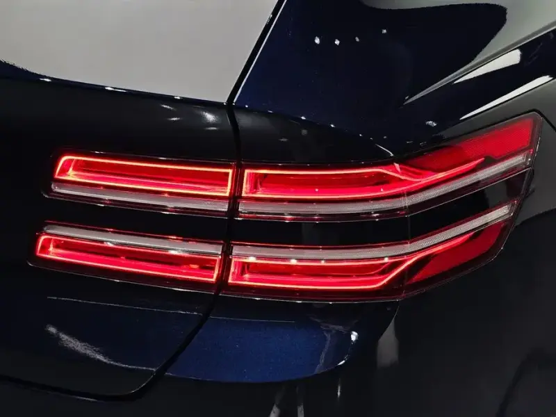 2023 Genesis GV80 с пробегом 40 084 км