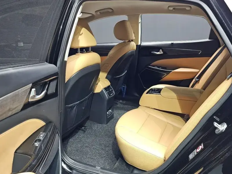 2019 Kia K7 с пробегом 83 282 км
