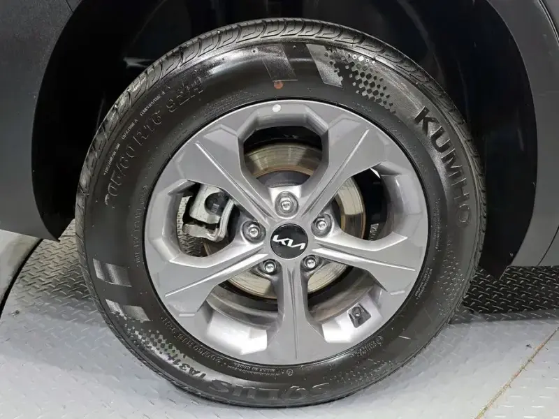 2025 Kia Seltos с пробегом 8 215 км