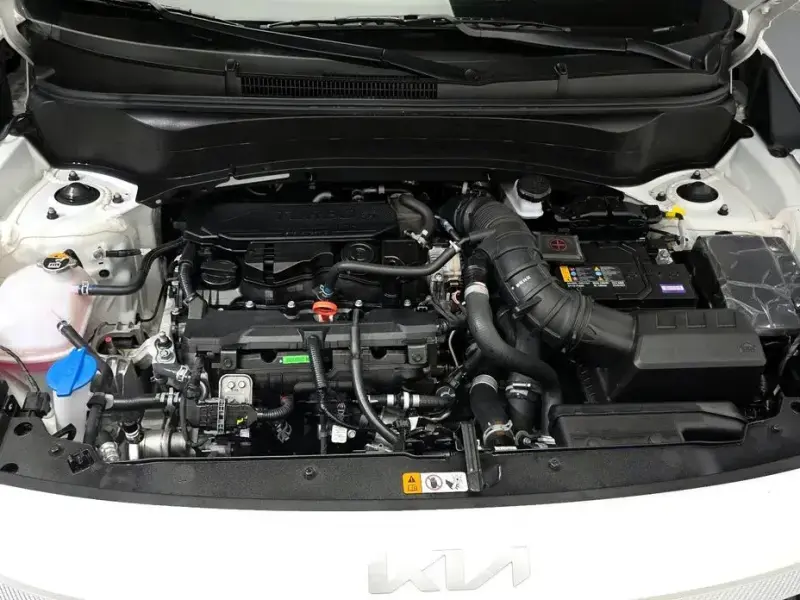 2025 Kia Seltos с пробегом 8 215 км