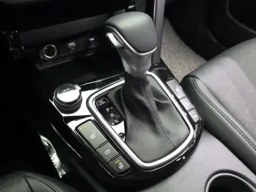 2025 Kia Seltos с пробегом 8 215 км