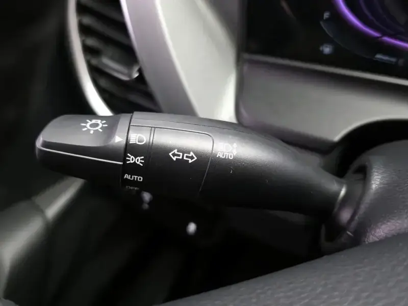 2025 Kia Seltos с пробегом 8 215 км