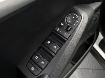 2025 Kia Seltos с пробегом 8 215 км