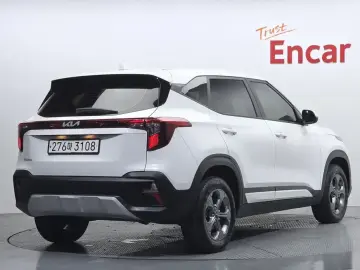 2025 Kia Seltos с пробегом 14 690 км