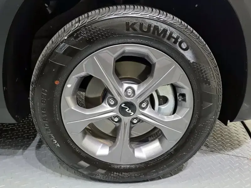 2025 Kia Seltos с пробегом 8 215 км
