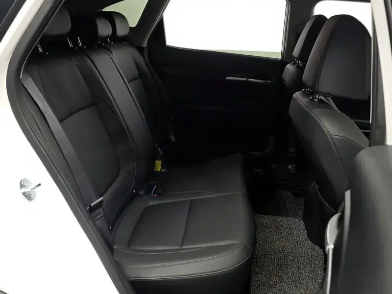 2025 Kia Seltos с пробегом 14 690 км