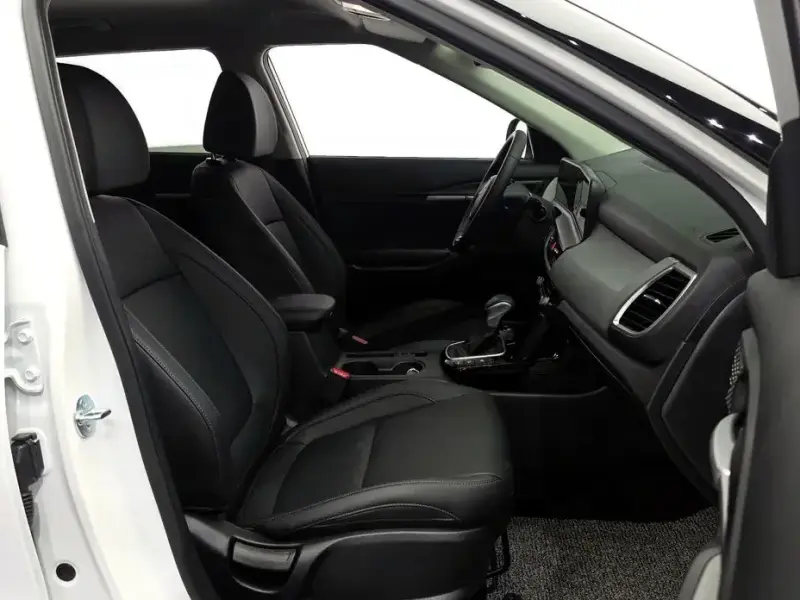 2025 Kia Seltos с пробегом 14 690 км