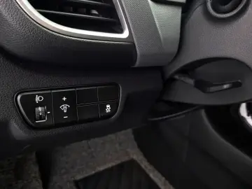 2025 Kia Seltos с пробегом 14 690 км