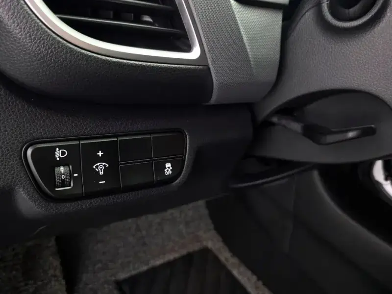 2025 Kia Seltos с пробегом 14 690 км