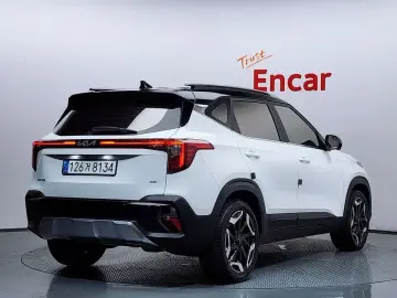2023 Kia Seltos с пробегом 12 169 км