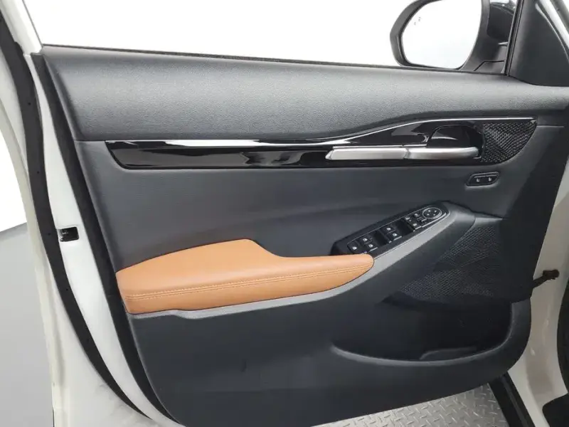 2023 Kia Seltos с пробегом 12 169 км