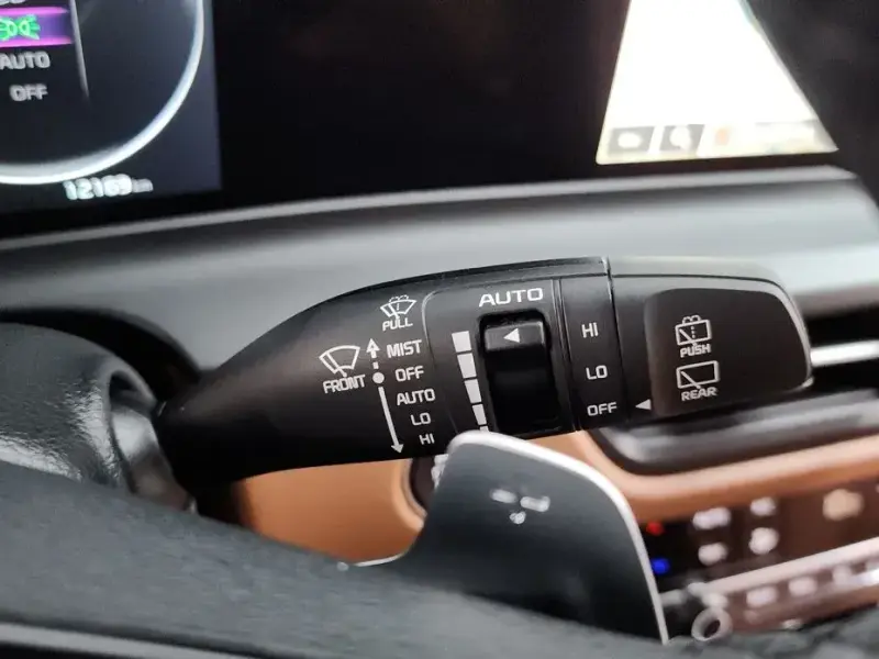 2023 Kia Seltos с пробегом 12 169 км