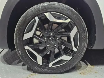 2023 Kia Seltos с пробегом 16 441 км
