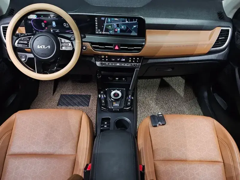 2023 Kia Seltos с пробегом 16 441 км
