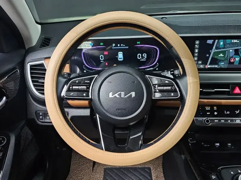 2023 Kia Seltos с пробегом 16 441 км