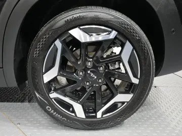 2025 Kia Seltos с пробегом 13 727 км