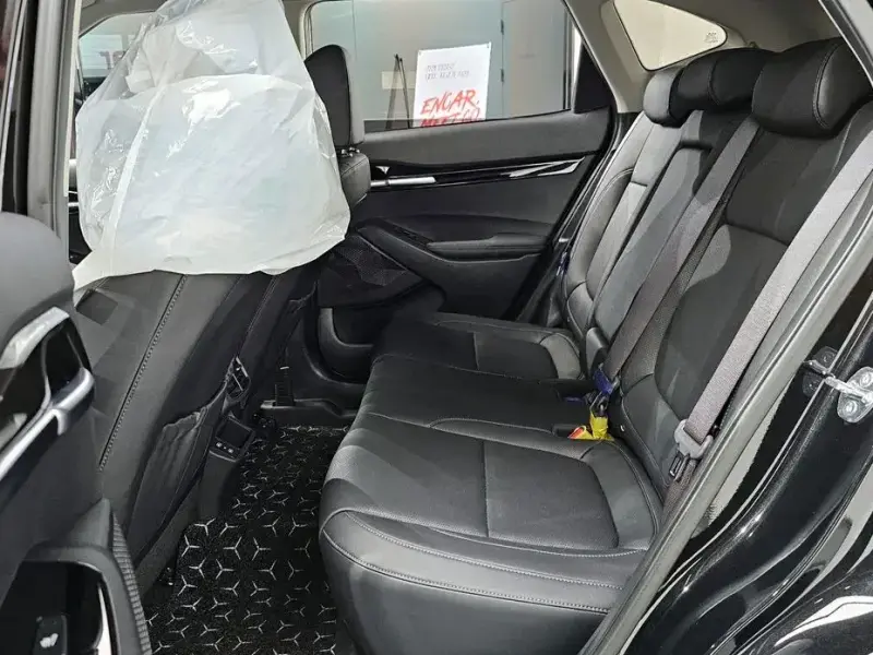 2025 Kia Seltos с пробегом 13 727 км