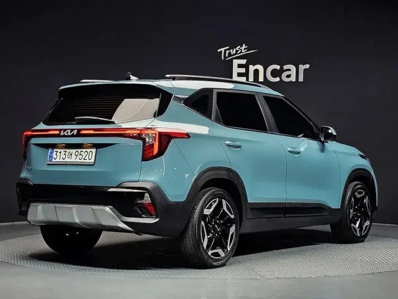 2023 Kia Seltos с пробегом 23 861 км