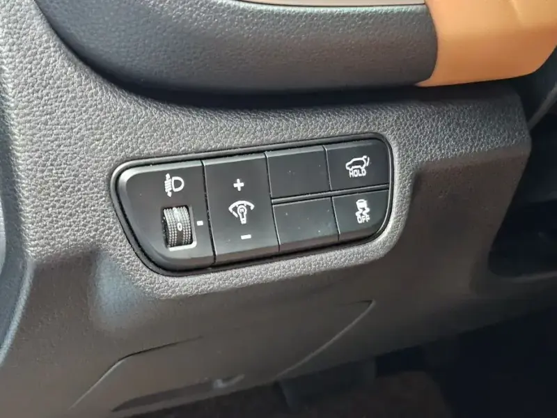 2023 Kia Seltos с пробегом 23 861 км