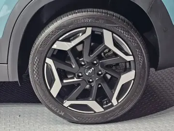 2023 Kia Seltos с пробегом 23 861 км