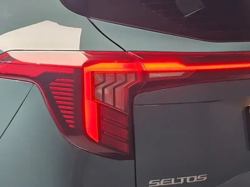 2023 Kia Seltos с пробегом 23 861 км