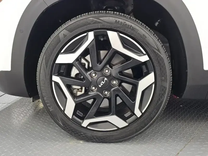 2023 Kia Seltos с пробегом 28 169 км