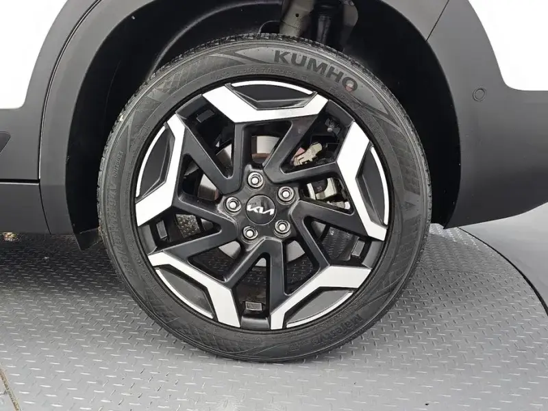 2023 Kia Seltos с пробегом 28 169 км