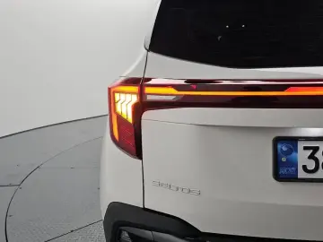 2023 Kia Seltos с пробегом 28 169 км