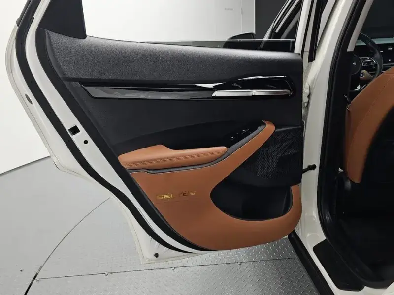 2023 Kia Seltos с пробегом 28 169 км