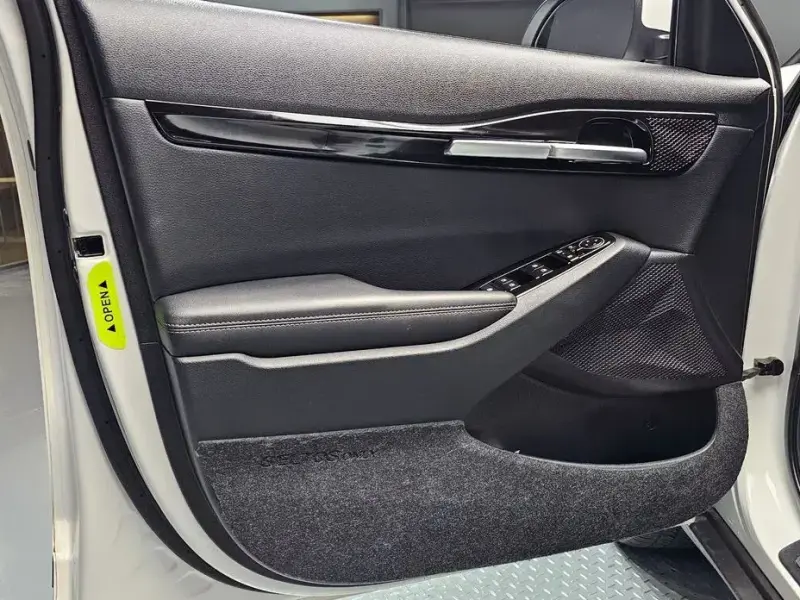 2023 Kia Seltos с пробегом 46 499 км